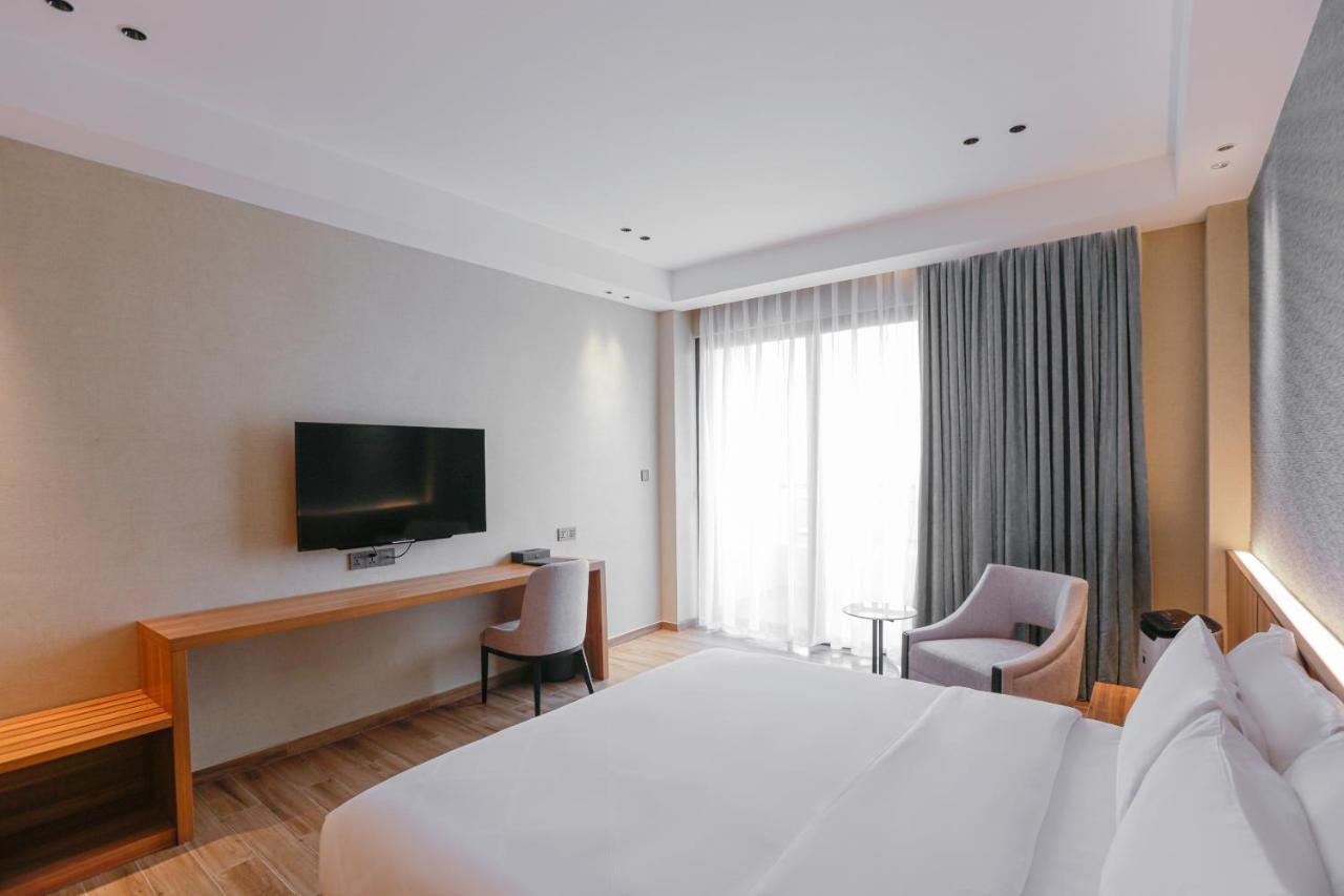 Hotel Casiana & Events Center Tagaytay Managed By Hii Tagaytay City Εξωτερικό φωτογραφία