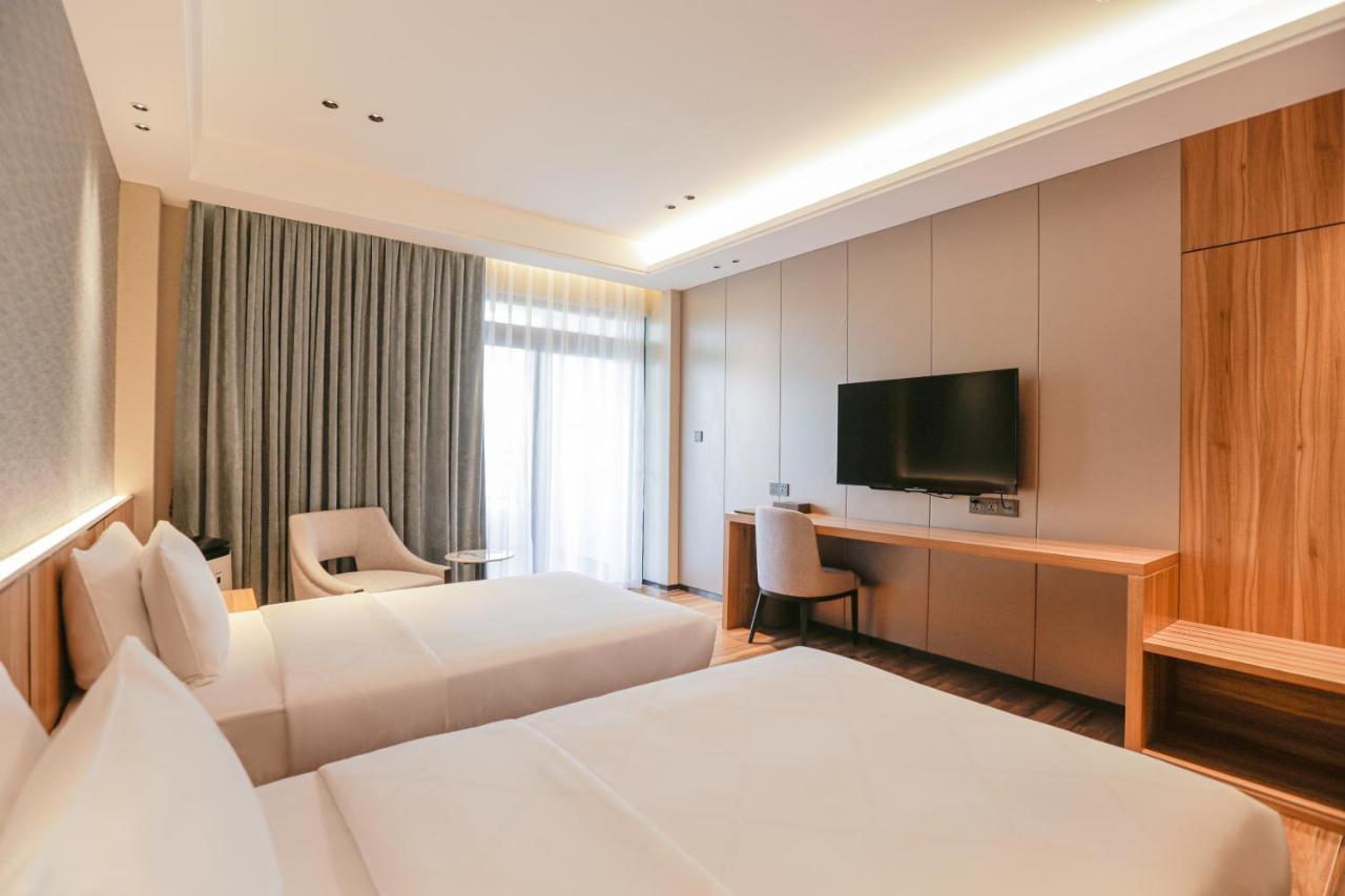 Hotel Casiana & Events Center Tagaytay Managed By Hii Tagaytay City Εξωτερικό φωτογραφία
